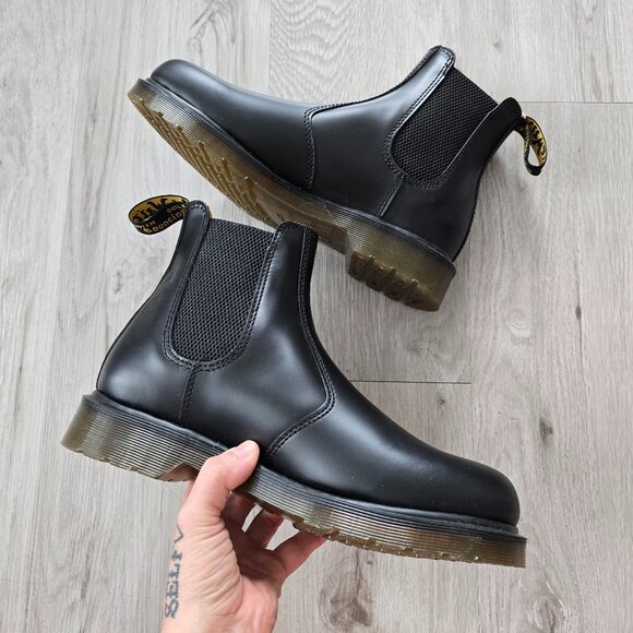Dr. Martens | 2976 smooth black leather chunky slip-on Chelsea boots | WMS 9 - Picture 1 of 11